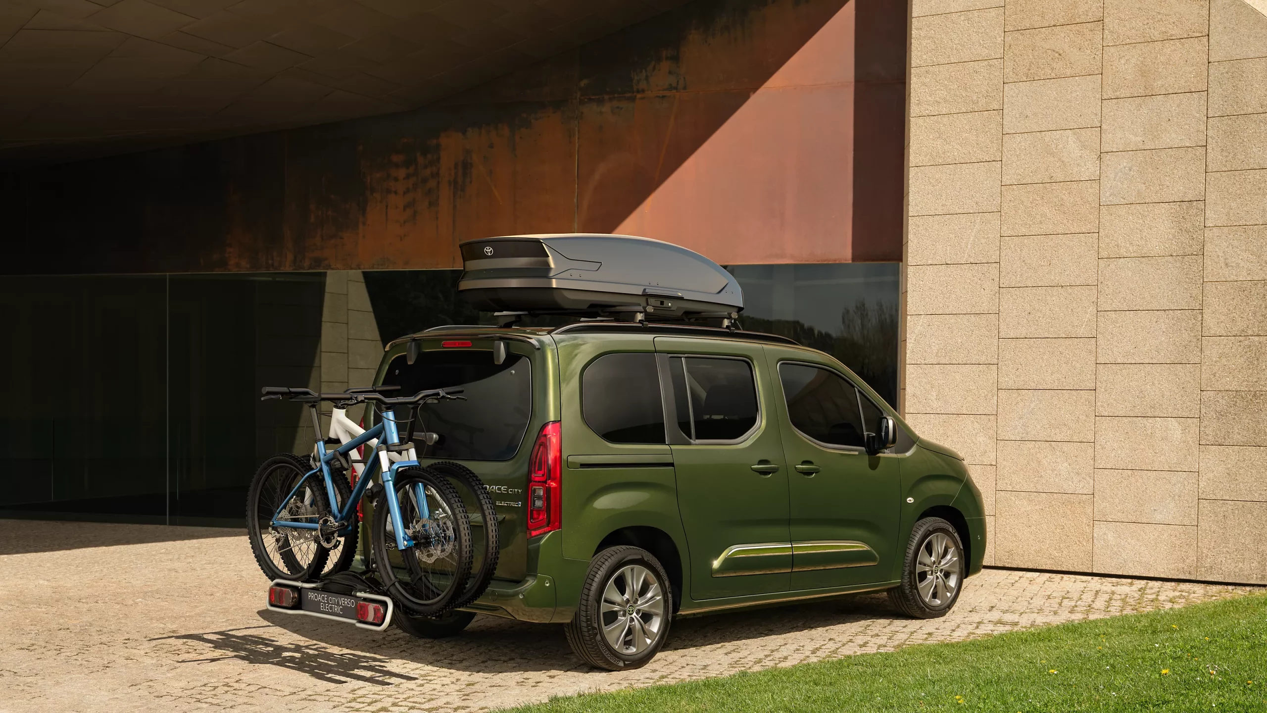 PCV0101_24_Large-Landscape