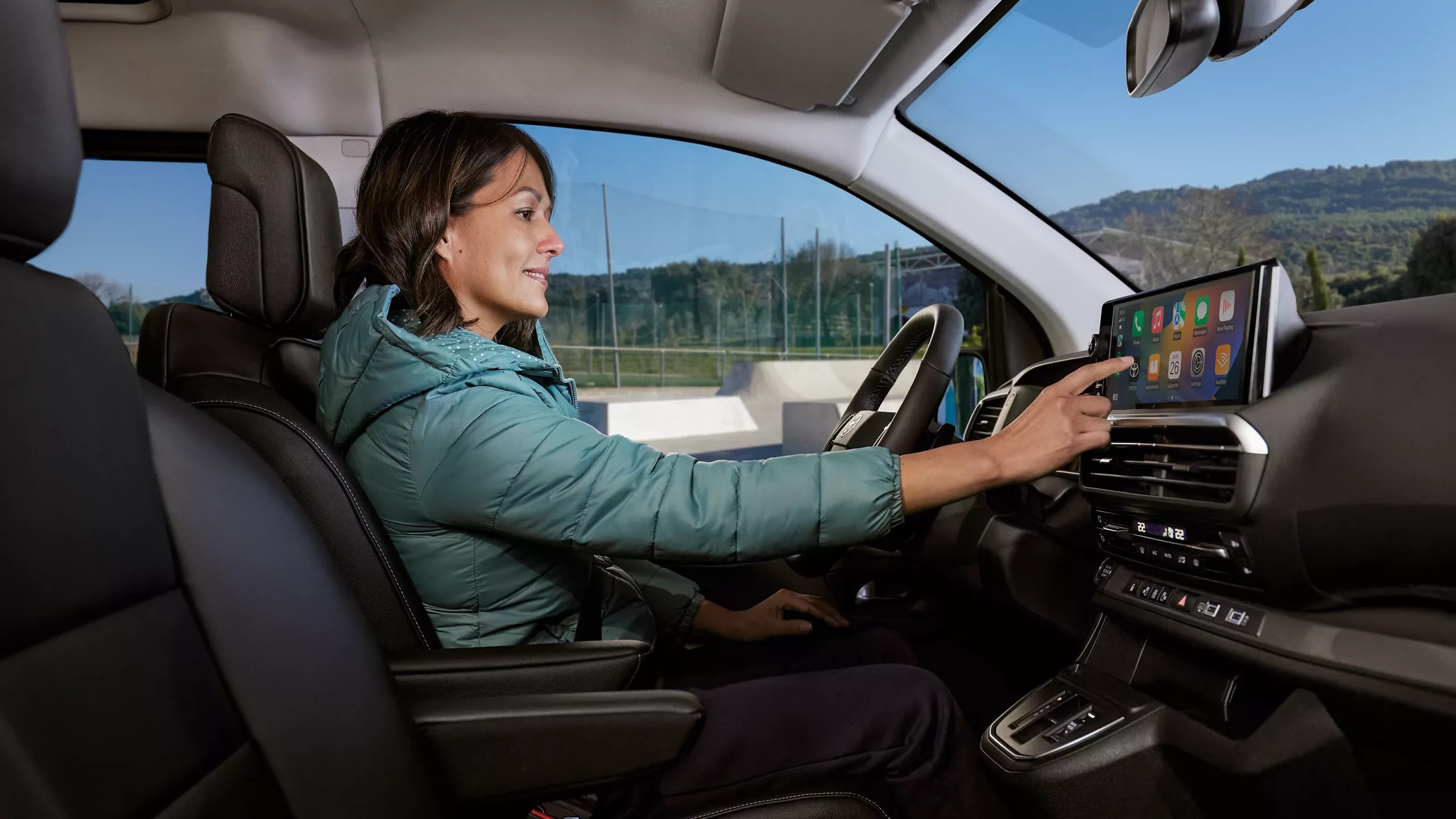 PRV2001_24_WEB_Large-Landscape Toyota Proace Verso