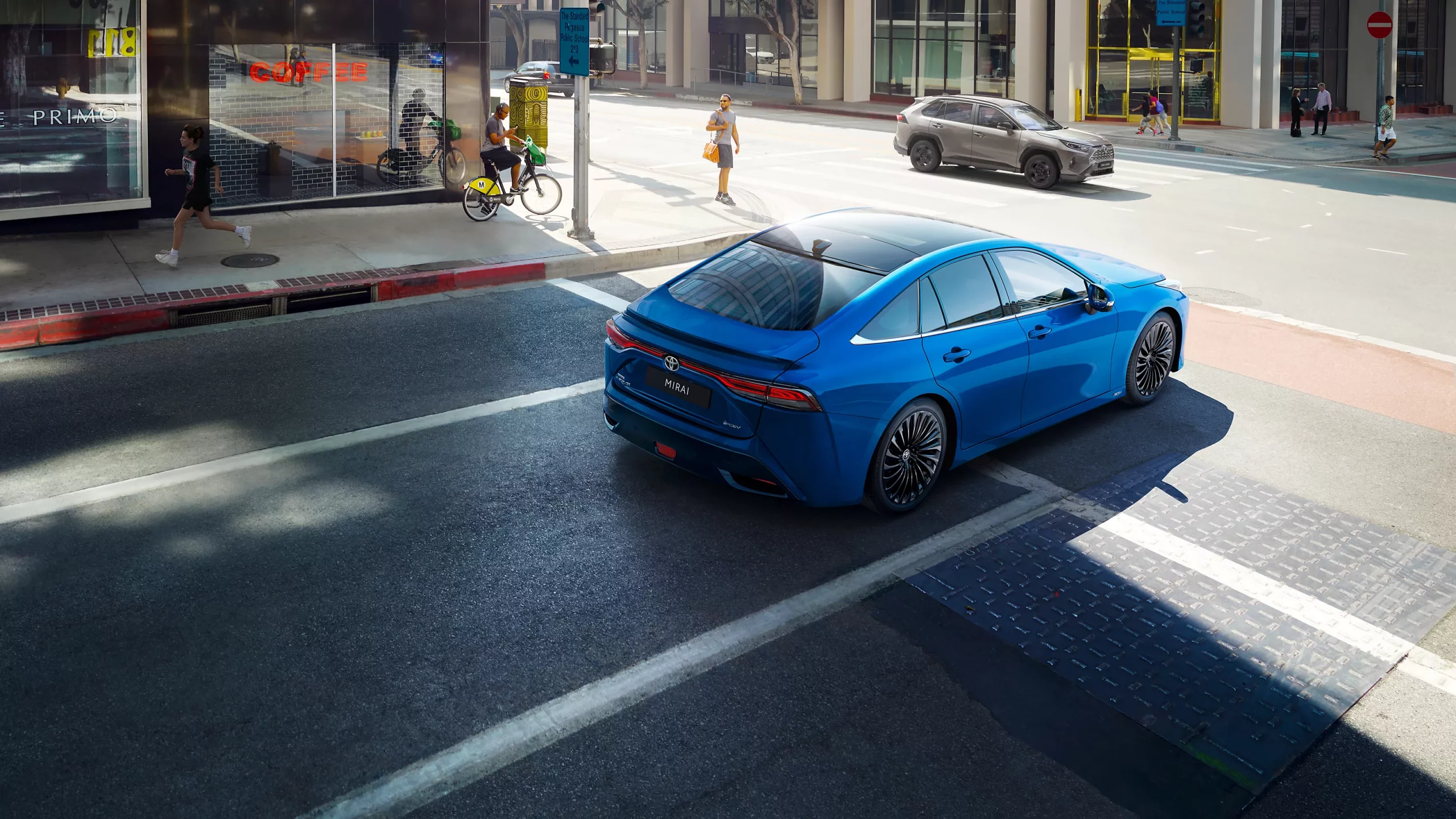 MIR0008a_24_WEB_Large-Landscape Toyota Mirai 2026