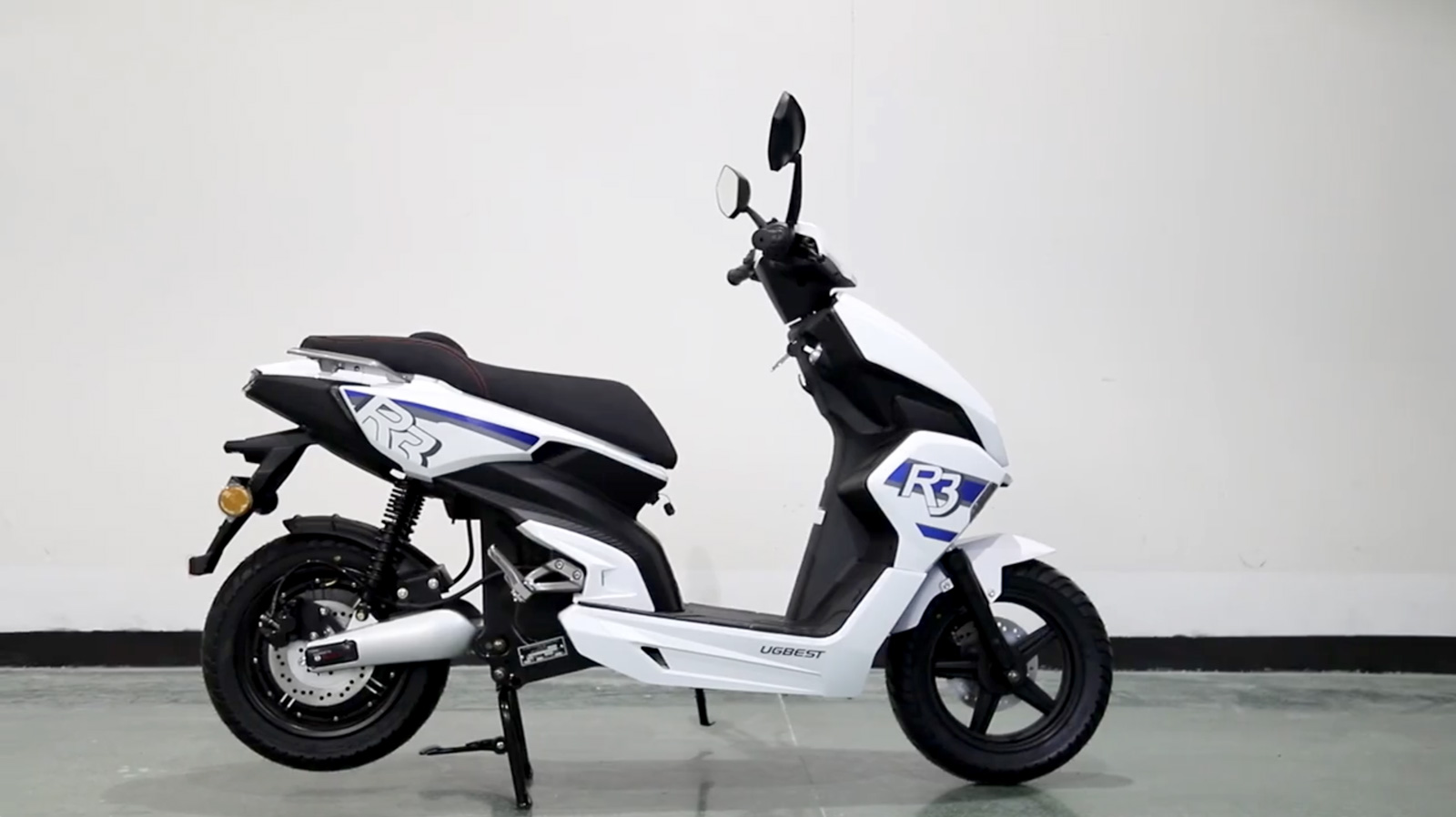 Scooter UGBEST R3