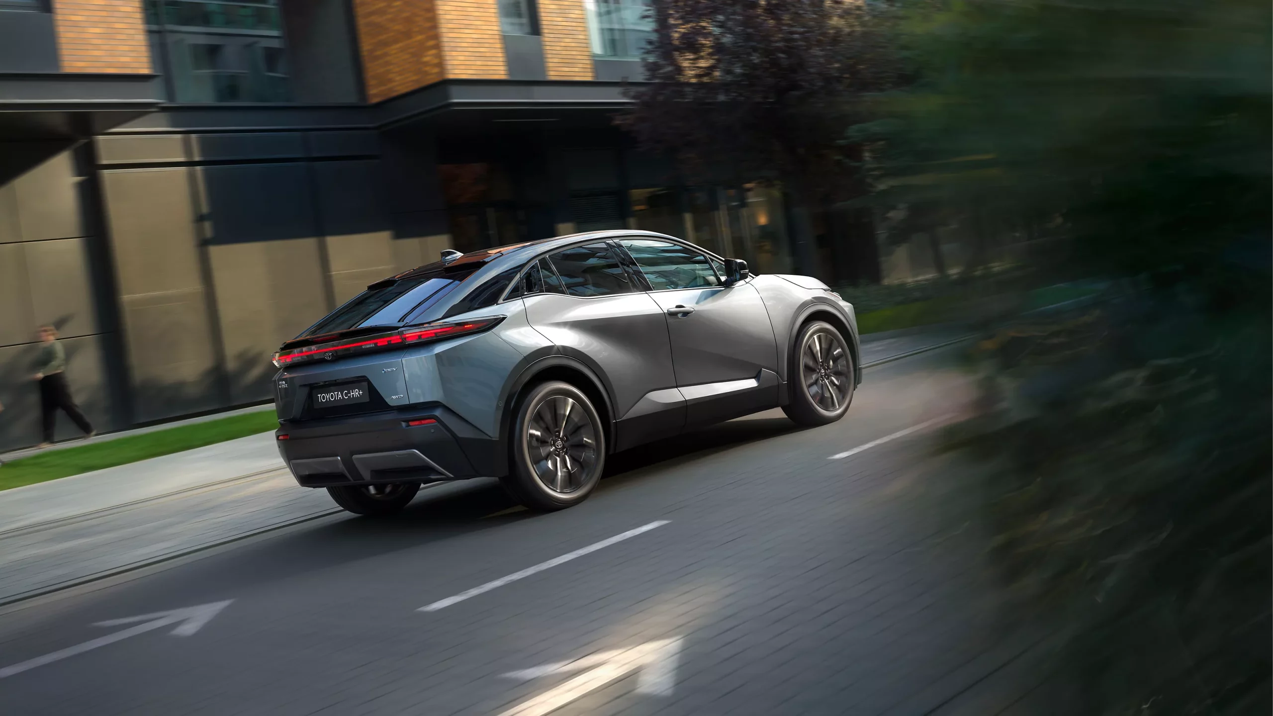 Toyota C-HR+