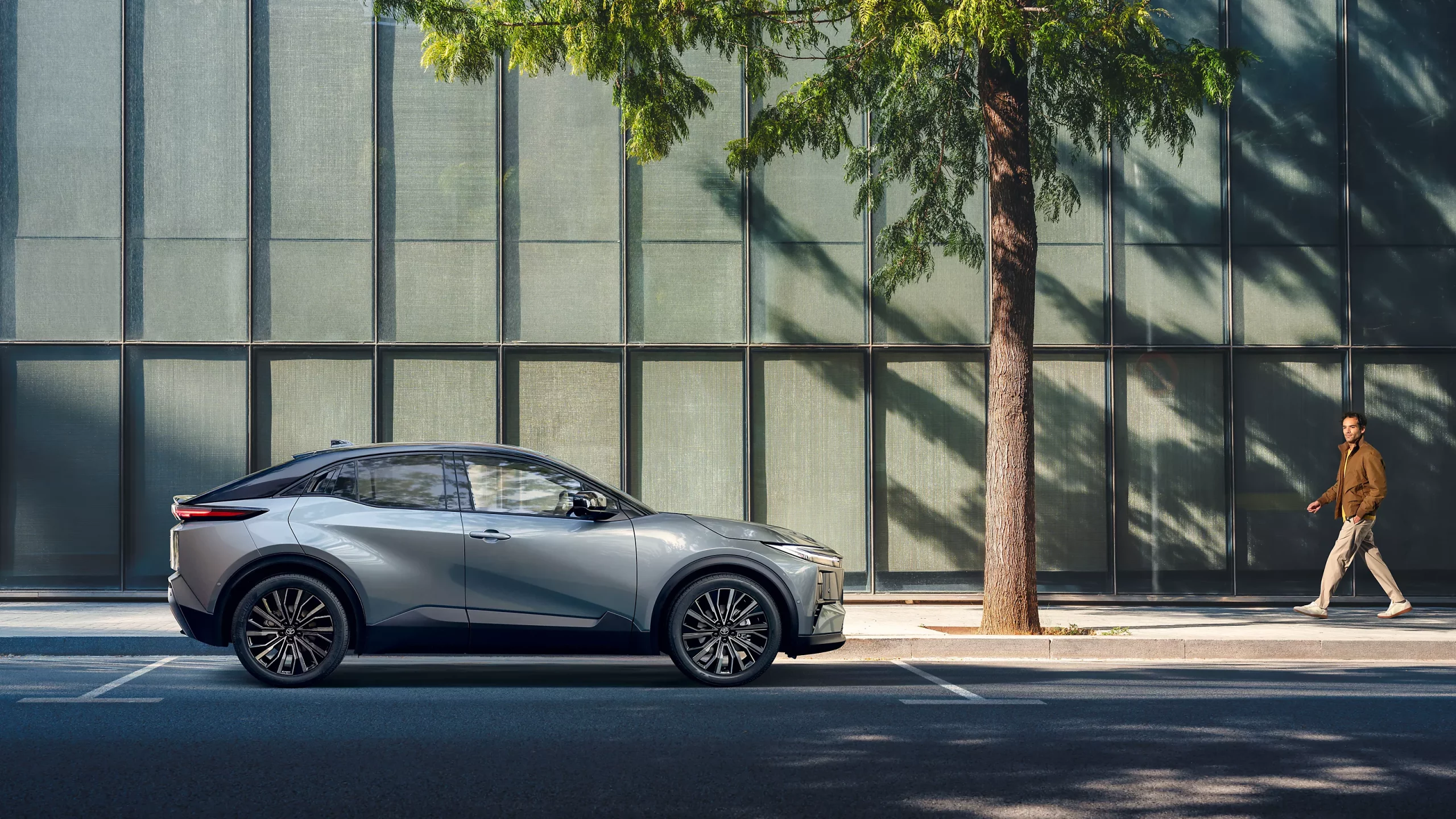 Toyota C-HR+