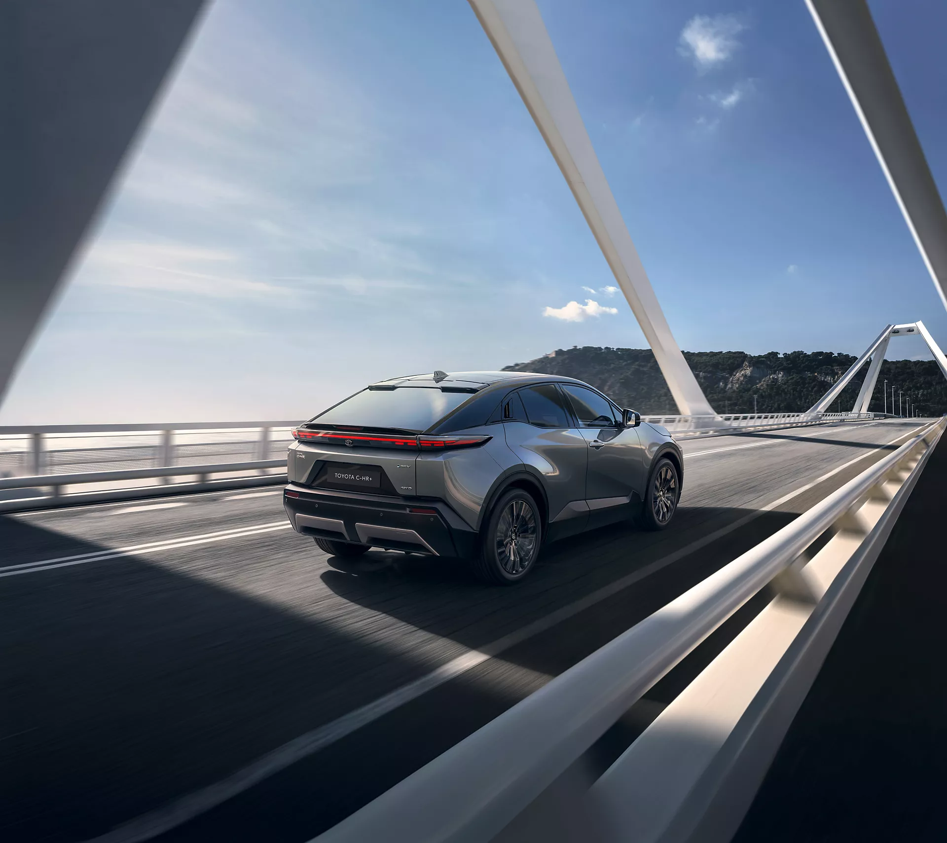 Toyota C-HR+