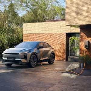 Toyota C-HR+